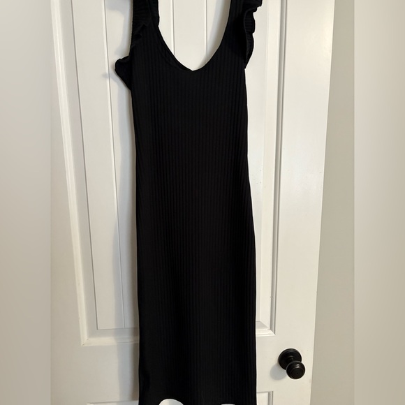 Zara Black Midi Dress with Ruffle Detail - Picture 6 of 6